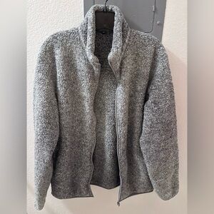 Uniqlo men’s zip up sweater size M